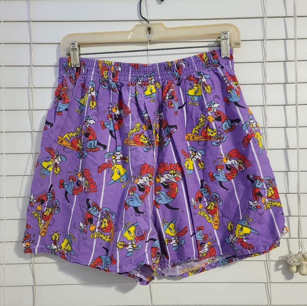 Vintage 90s Looney Tunes Tweety Bird Purple All Over Print Shorts Retro